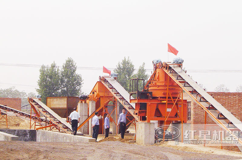 制砂機(jī)生產(chǎn)線現(xiàn)場(chǎng)圖